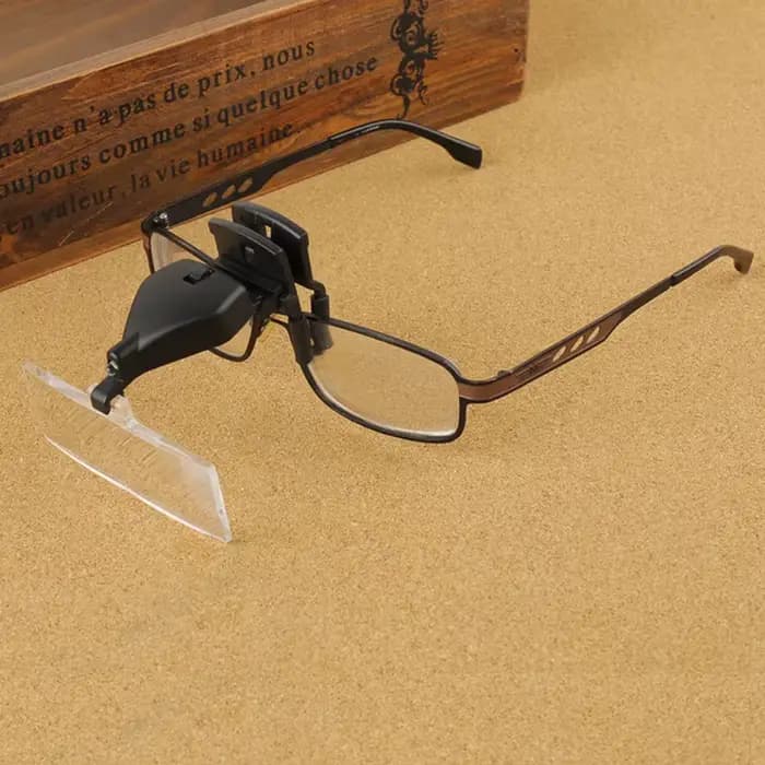 Loupes de lunettes 1.5X 2.5X 3.5X avec éclairage loupe de troisième main Lupas avec Clip pour répare