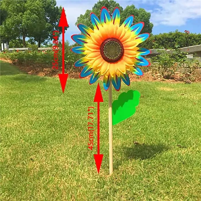 Éolienne de moulin à vent de tournesol coloré, pelouse, décoration de fête de jardin, camping en ple