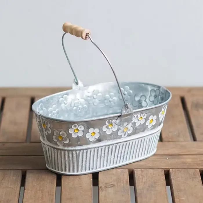 Pot de fleur en fer vintage