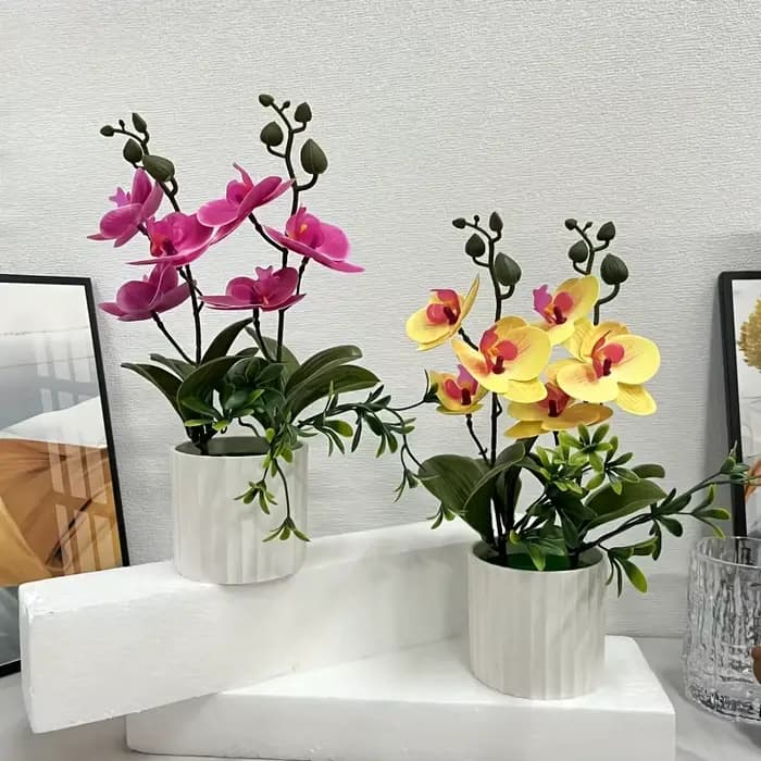 Plante d'orchidée artificielle en pot