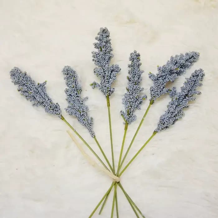 Vases à plantes artificielles de lavande