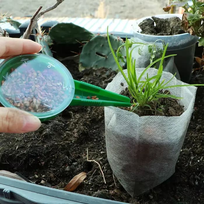Mini Semoir de Seringue de Précision pour Jardin
