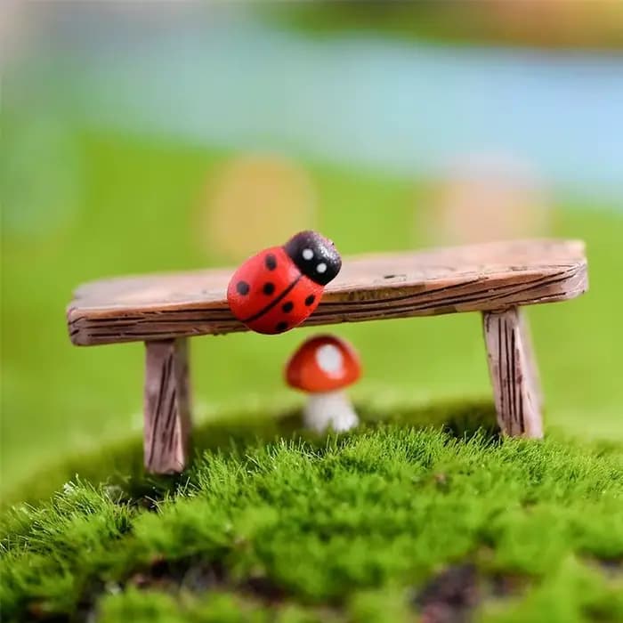 Mini banc de parc en bois