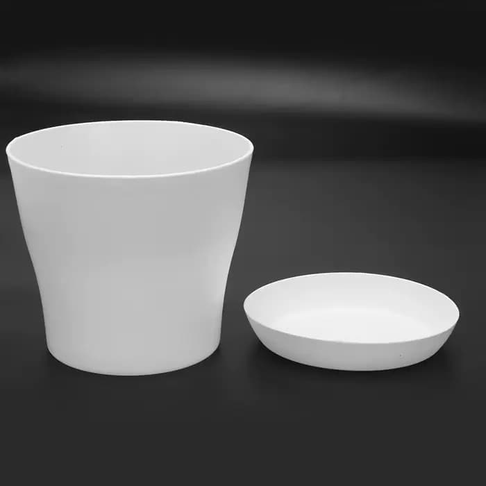Pot de fleurs en plastique avec calibre supérieur blanc