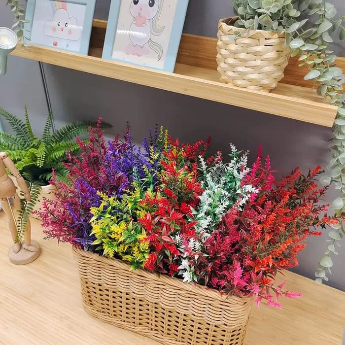 Plantes artificielles à la lavande