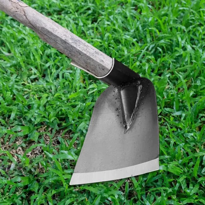 Houe de désherbage et de terrassement durable