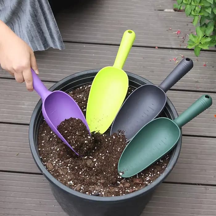 Pelle de jardinage pour balcon