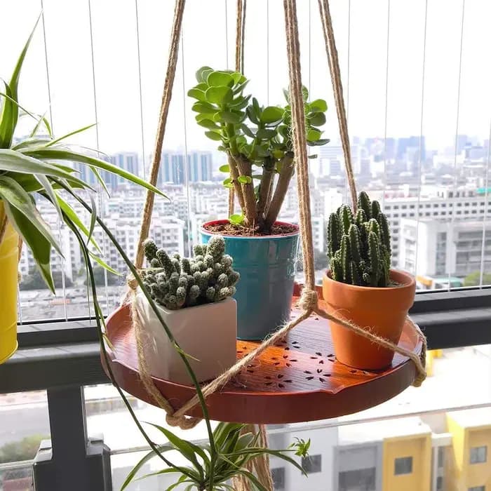 Plante suspendue en macramé faite à la main