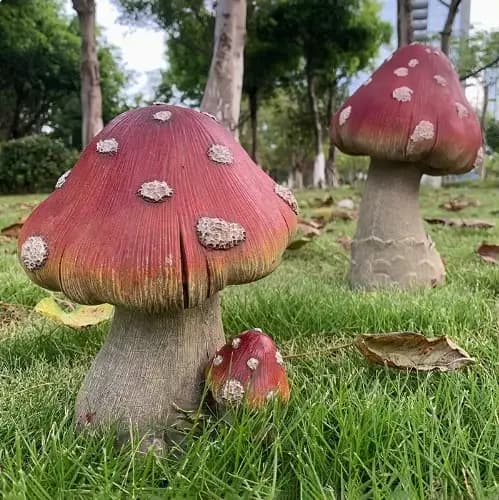 Simulation créative de jardin en résine de champignon