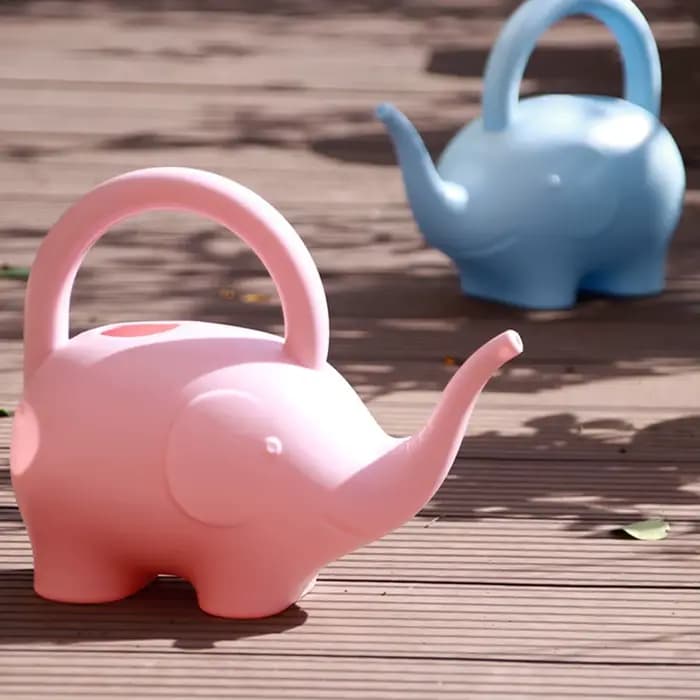 Arrosoir éléphant décoratif d'intérieur