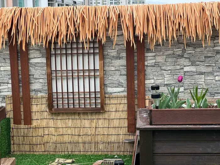 Toit en Paille en Plastique Artificiel et Ignifuge pour Plantes Tiki