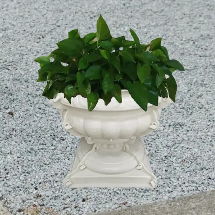 Pot de fleurs européen