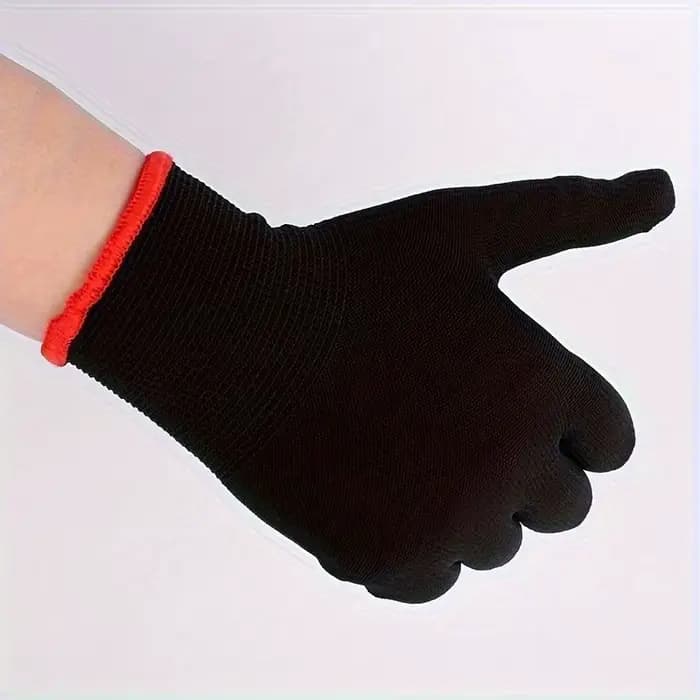 Un ensemble de gants de travail de jardin en nylon respirant