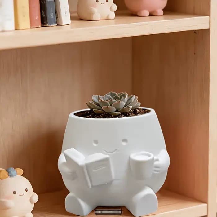 Pots de fleurs imprimés en 3D 4-en-1 : organisateur de stylos également. Parfait pour les plantes su