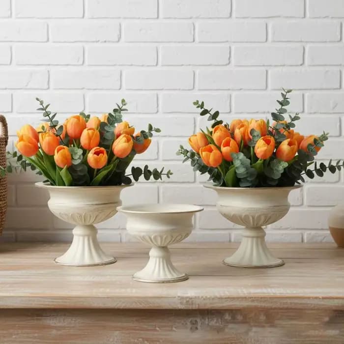 Pot de fleurs vintage en métal blanc