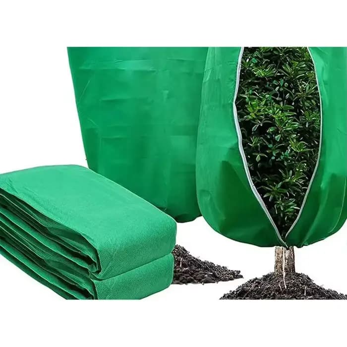 Couverture de protection hivernale pour plantes en pot