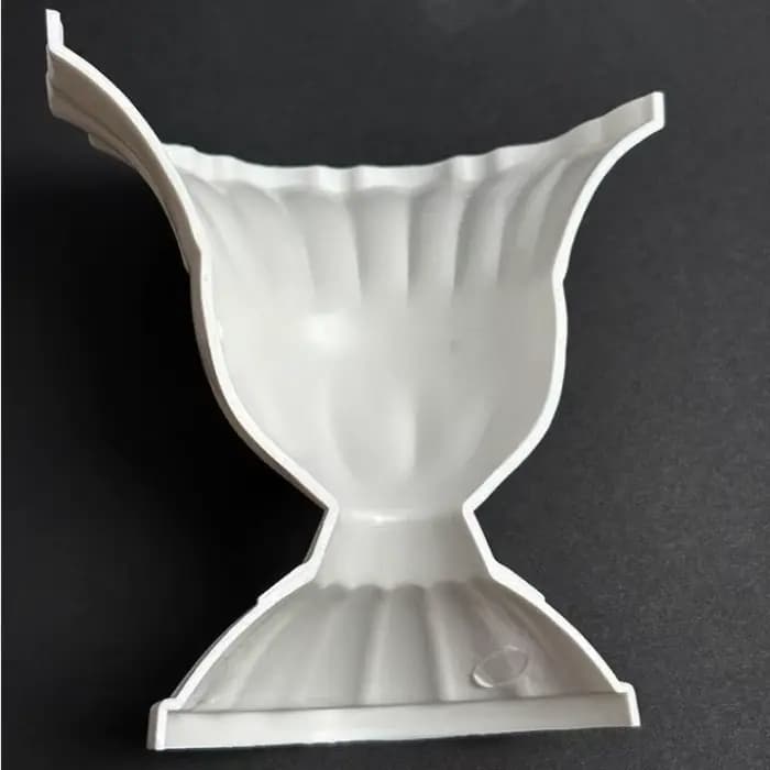 Vase mural demi-cercle blanc pour arrangement floral