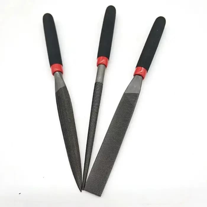 Ensemble d'outils à main pour menuiserie artisanale