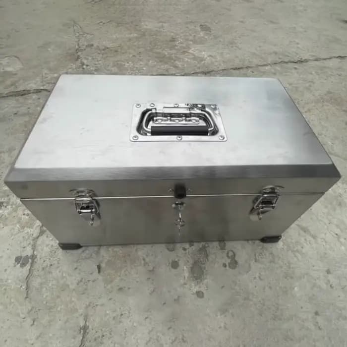 Grande mallette à outils en acier inoxydable