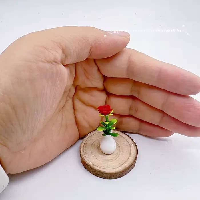 Mini vase pot de fleurs avec modèle de fleur décoratif