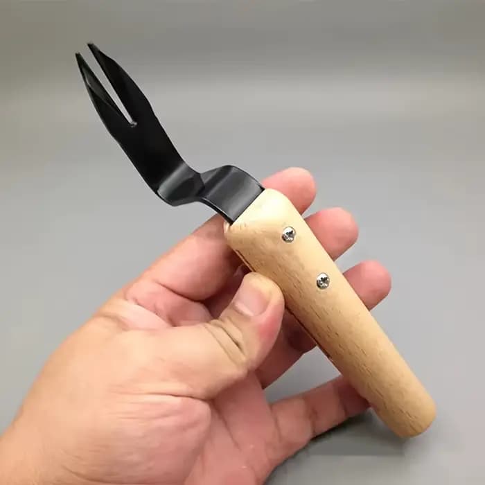 1 Outil de désherbage manuel - Fourche en métal durable avec manche en bois pour une élimination facile des pissenlits