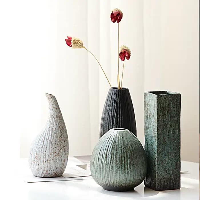 Vase en grès de style japonais