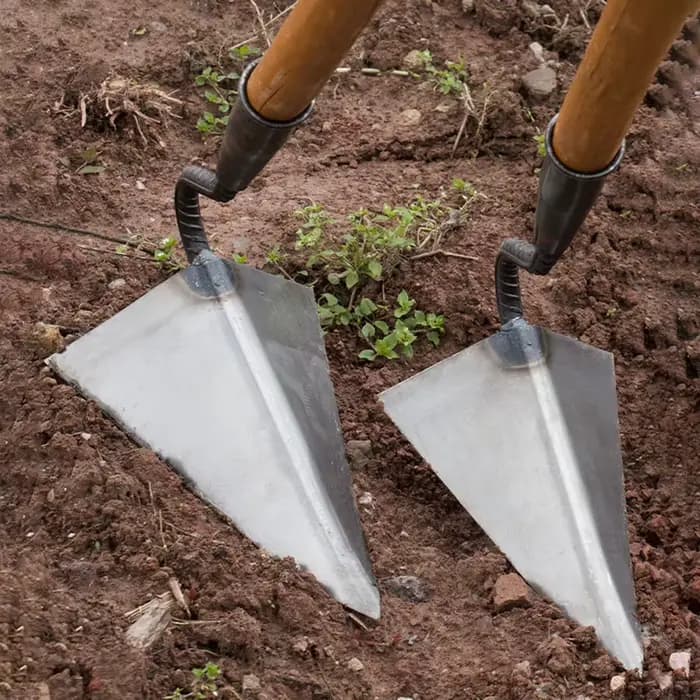 Houe de sol triangulaire pour la plantation de légumes domestiques