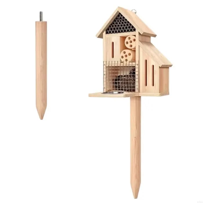 Maison à insectes en bois sur piquet