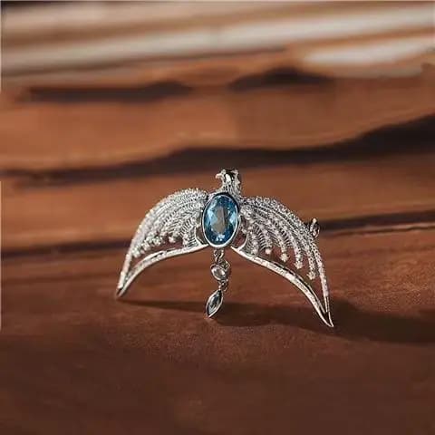 Films européens et américains courante couronne Zircon pendentif collier mode hiver pull chaîne enfants étudiant cadeau