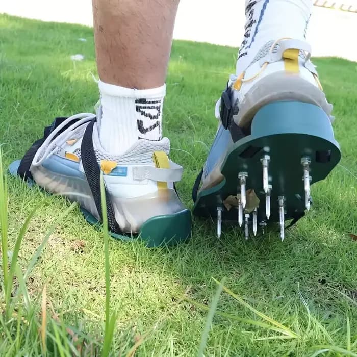 Chaussures d'aération de jardin à pointes