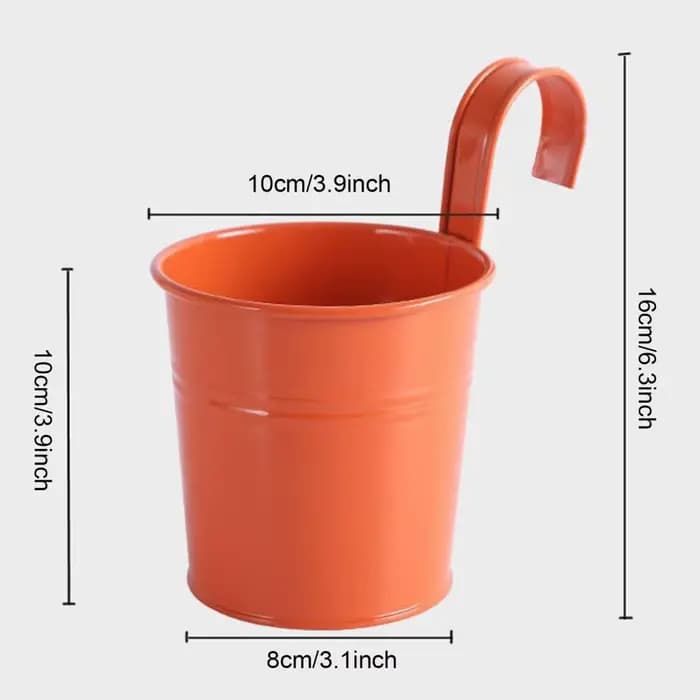 Pot de fleur suspendu en fer