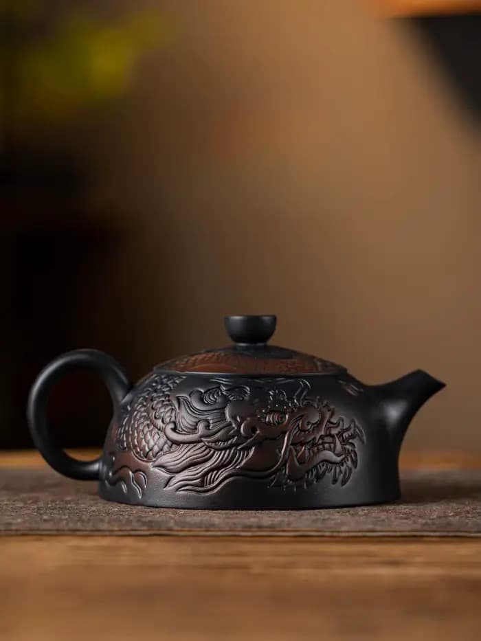 Jianshui argile violet poterie sculpture théière peint à la main Antique Relief