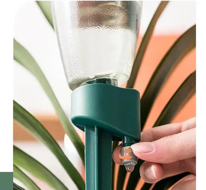 Arroseur automatique domestique, système d'irrigation goutte à goutte pour fleurs, arroseur paresseux pour plantes en pot, système de goutte-à-goutte programmable, pot auto-arrosant pour jardin