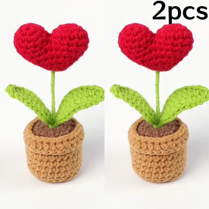 Pot de fleurs tricoté à la main en forme de cœur rouge