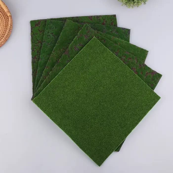 Tapis de gazon artificiel vert