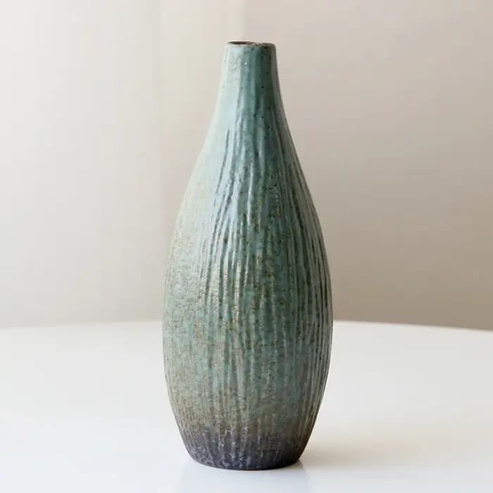 Vase en grès de style japonais