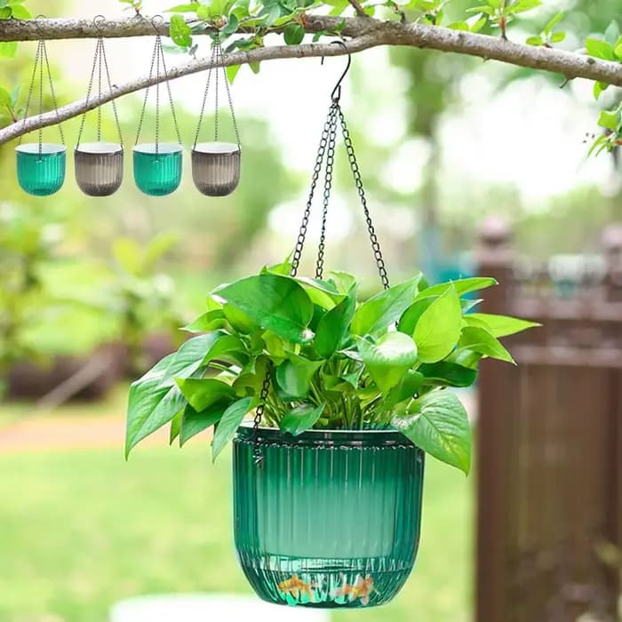 Pot de fleur auto-arrosant avec trous de proximité