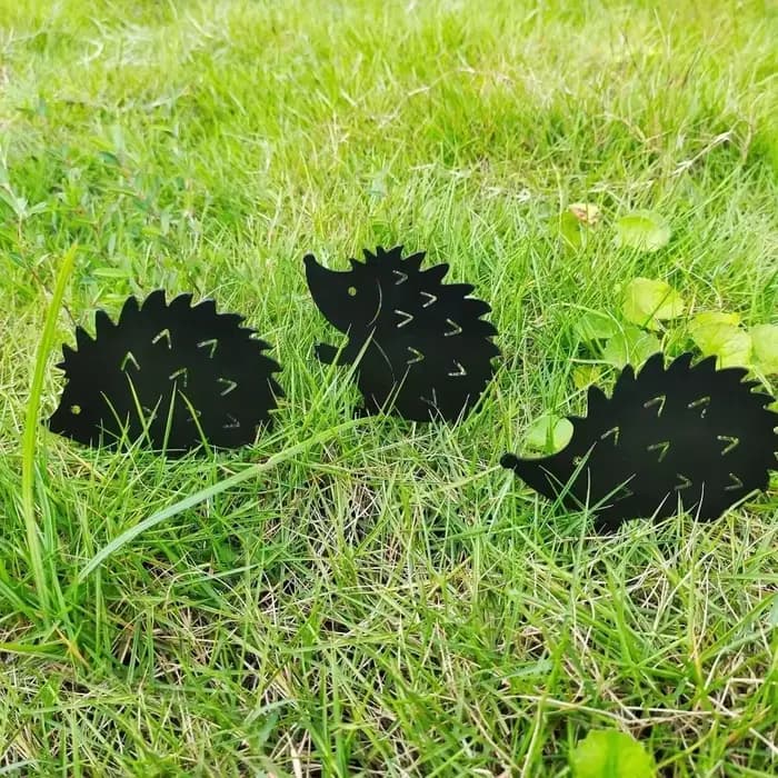 Décoration de jardin de la famille Kasgehog d'inspiration Tiki pour la maison