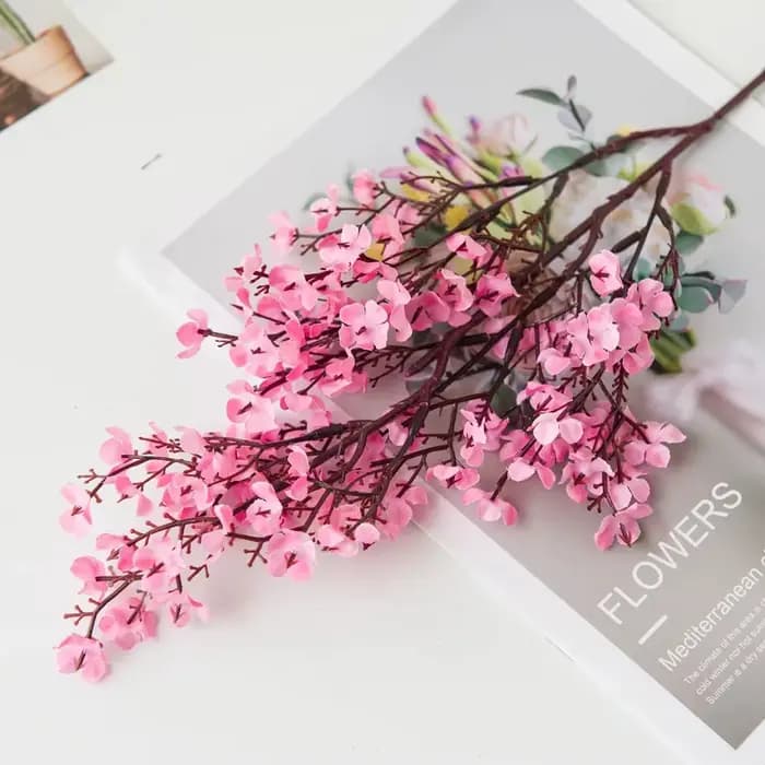 Nouvelles fleurs artificielles de cerisier rose longues en soie, pétales de printemps et d'hiver pou