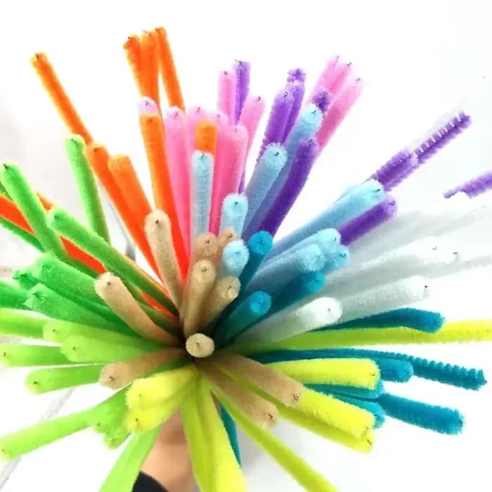 100/50 pièces tiges de Chenille en vrac 22 couleurs tiges de nettoyage de tuyaux de Chenille projets d'art et d'artisanat pour enfants et décorations (6 mm x 12 pouces)
