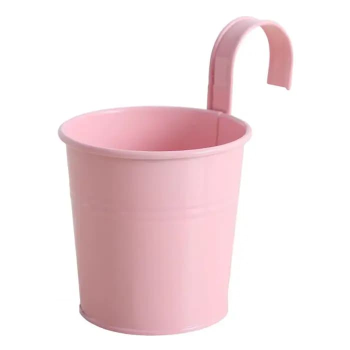 Pot de fleur suspendu en fer