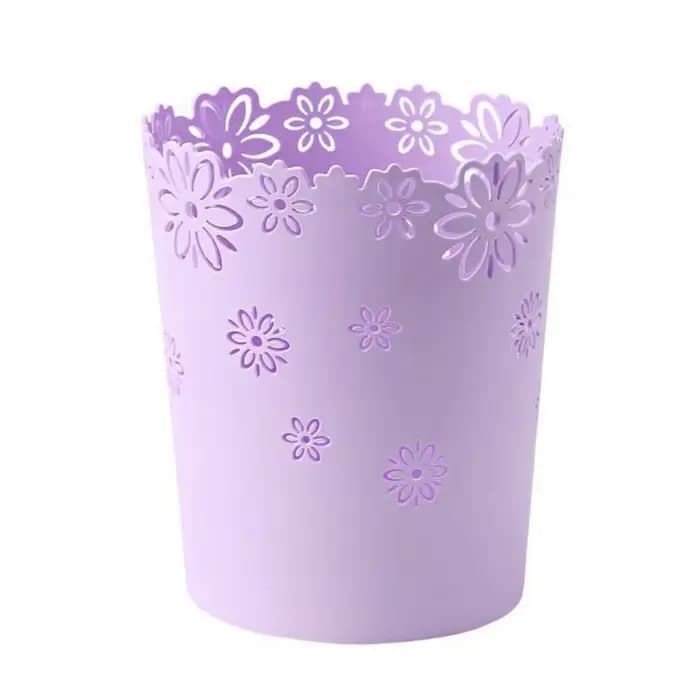 Poubelle florale à motifs de fleurs creuses