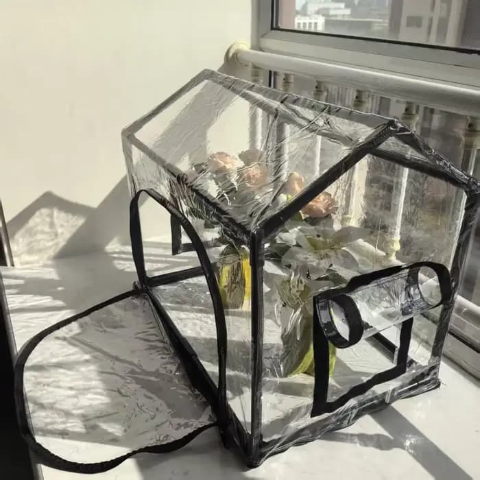 Nouvelle mini serre portative isolée résistante au froid-utilisation de jardin extérieur avec portes à double fermeture