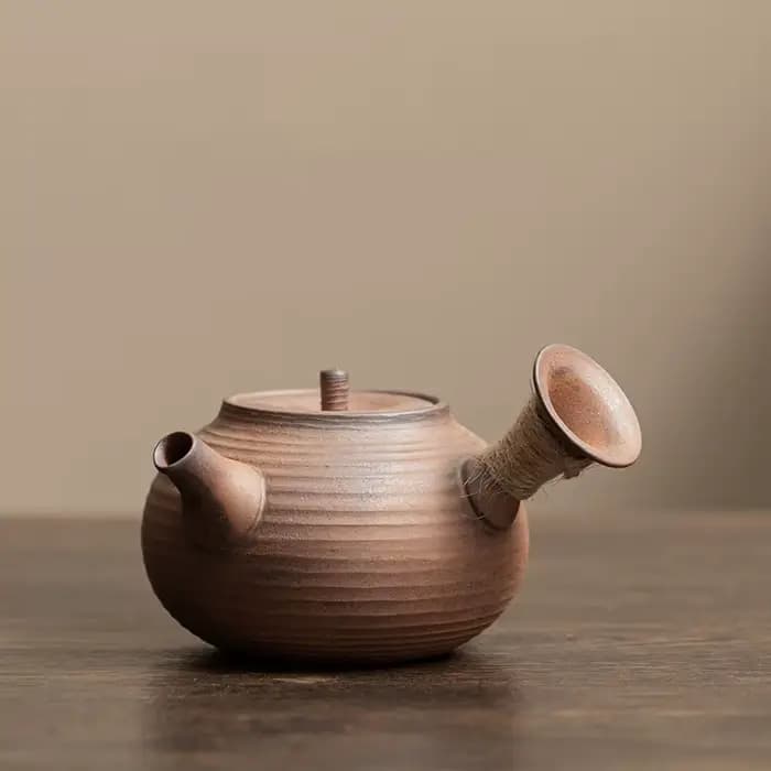 Théière à poignée latérale en poterie brute de boue de roche ancienne de 200ML