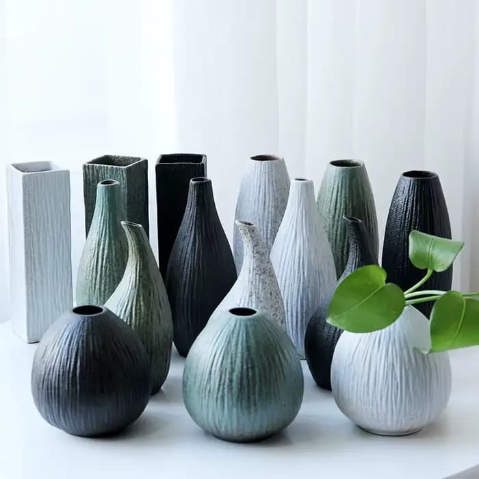 Vase en grès de style japonais