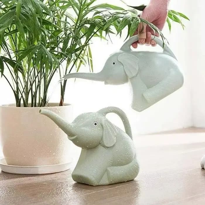 Arrosoir en plastique mignon en forme d'éléphant pour plantes