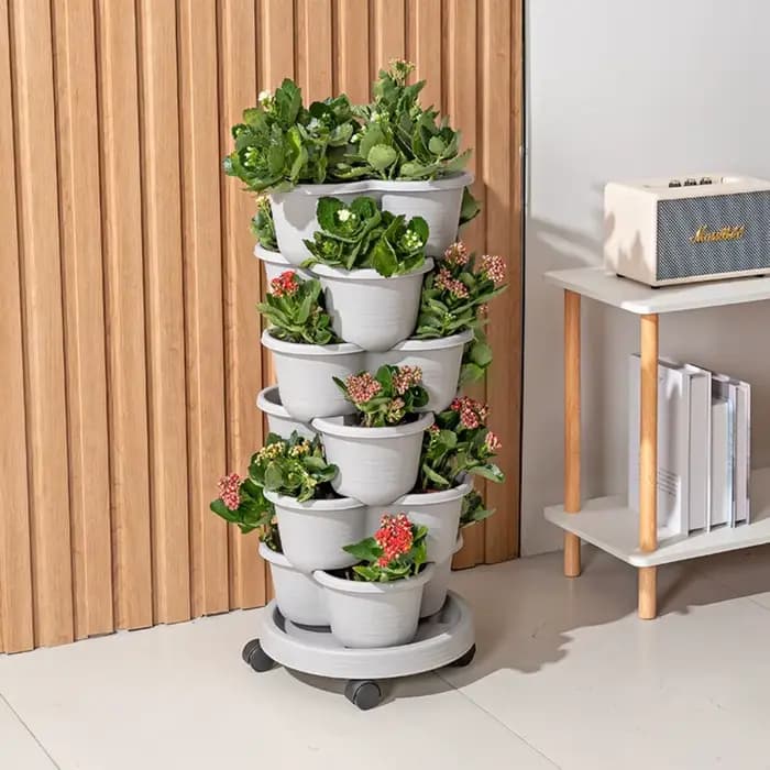 Jardinière verticale empilable multi-niveaux en plastique avec roulettes mobiles pour fraises
