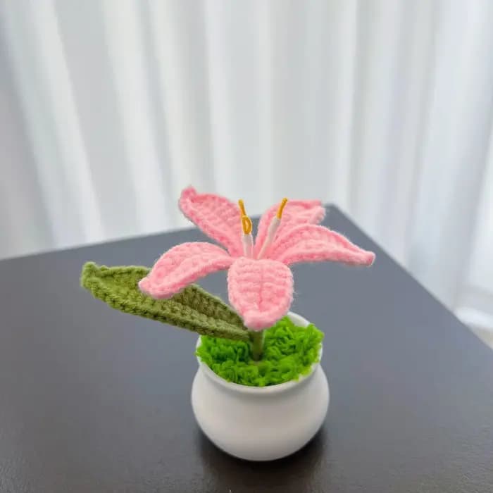1 pièce Fleurs au crochet délicates en forme de lys en pot