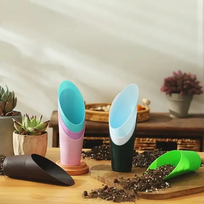 Tasses succulentes en plastique plantes vertes