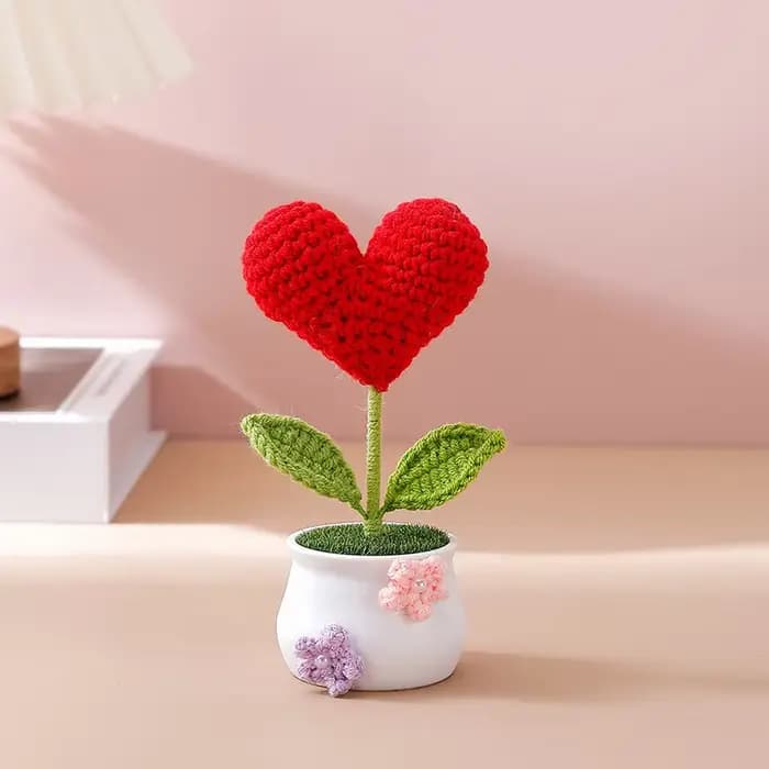 Plantes artificielles en pot en forme de cœur accrochées à la main - Sélection de décoration de mais